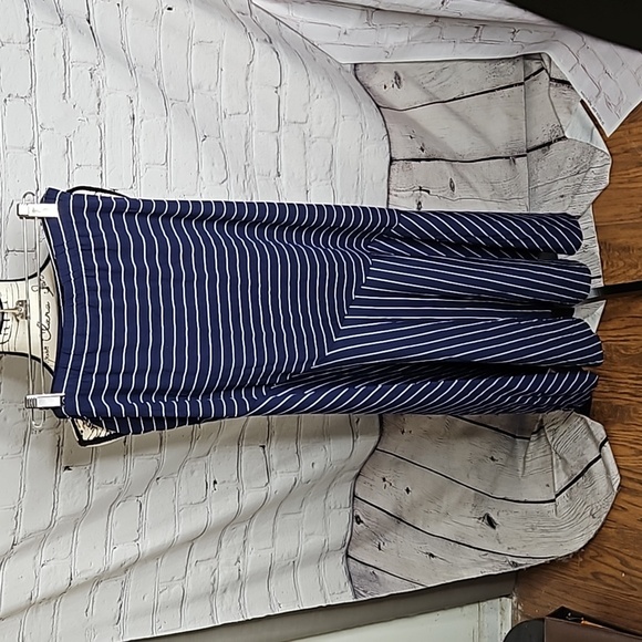 Chico's Outlet Diagonal Miah Maxi Skirt in Navy /White NWT Chico's Size 1 (med) - Picture 2 of 4